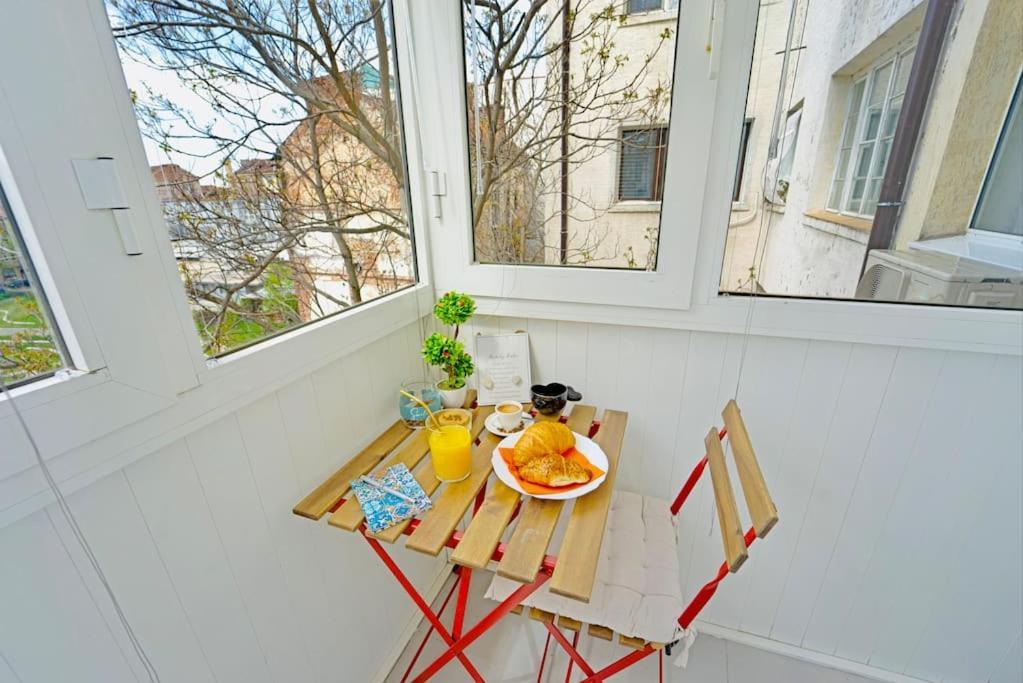 Cozy 1-Bedroom Flat In The Very Center Of Sofia Ngoại thất bức ảnh