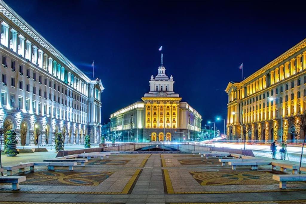 Cozy 1-Bedroom Flat In The Very Center Of Sofia Ngoại thất bức ảnh
