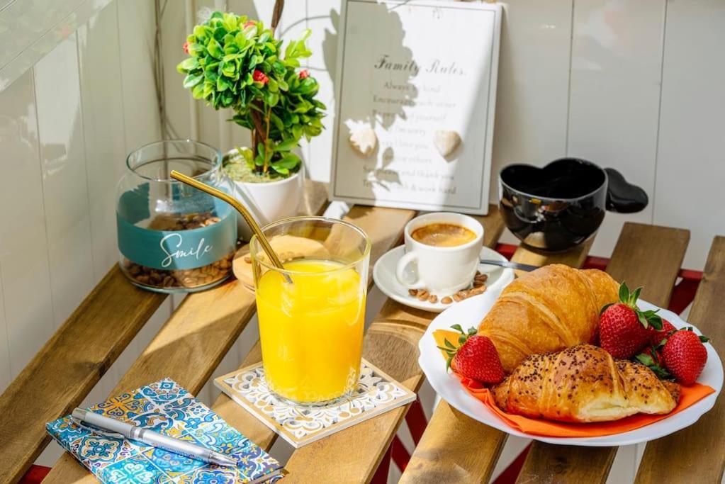 Cozy 1-Bedroom Flat In The Very Center Of Sofia Ngoại thất bức ảnh