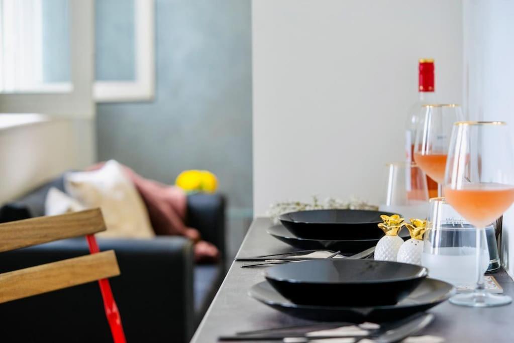 Cozy 1-Bedroom Flat In The Very Center Of Sofia Ngoại thất bức ảnh